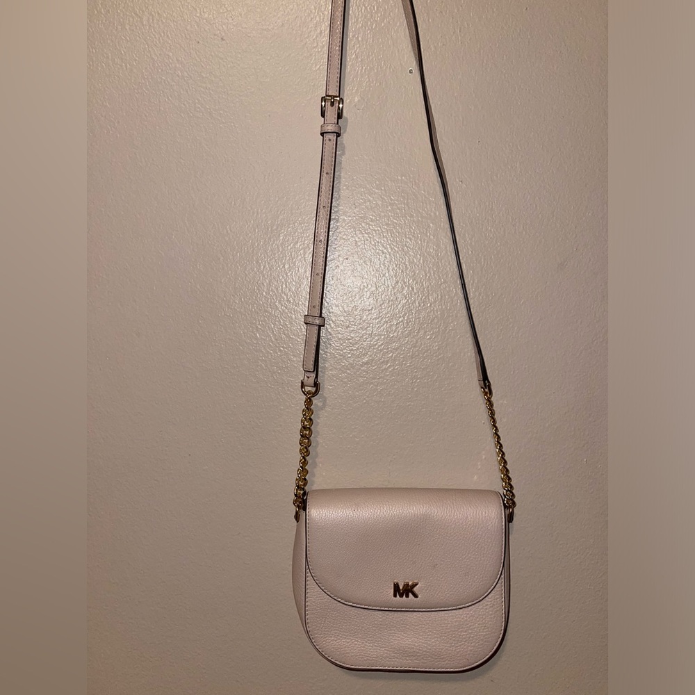 Michael kors pink bag